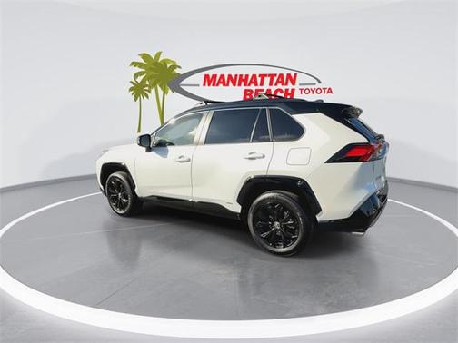 2024 Toyota RAV4 Hybrid SE