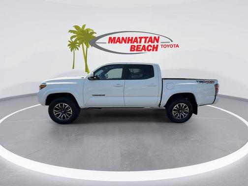 White 2022 Toyota Tacoma TRD Sport