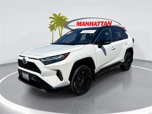 2022 Toyota RAV4 Hybrid SE