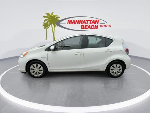 Moonglow 2014 Toyota Prius c One