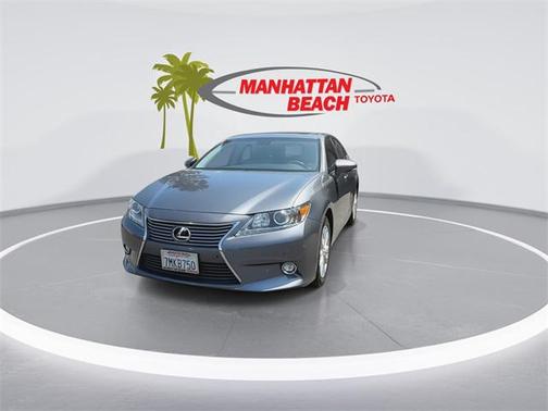 2015 Lexus ES 300h Base