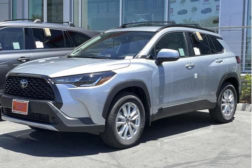 2026 Toyota Corolla Cross LE