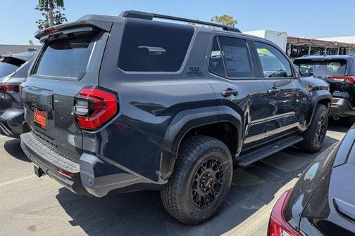 2025 Toyota 4Runner TRD Off Road