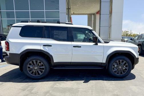 2026 Toyota Land Cruiser Base