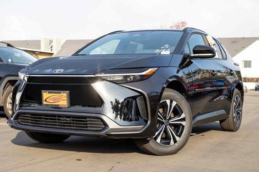 2025 Toyota bZ4X XLE