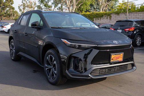 2025 Toyota bZ4X XLE