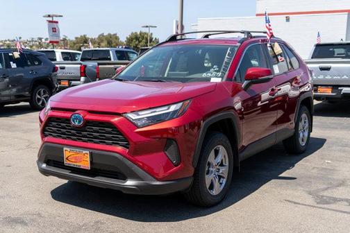 2025 Toyota RAV4 Hybrid LE