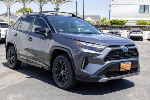 2025 Toyota RAV4 Hybrid SE