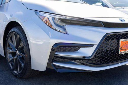 2026 Toyota Corolla Hybrid SE