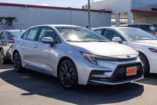 2026 Toyota Corolla Hybrid SE