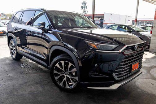 2026 Toyota Grand Highlander Hybrid Platinum MAX