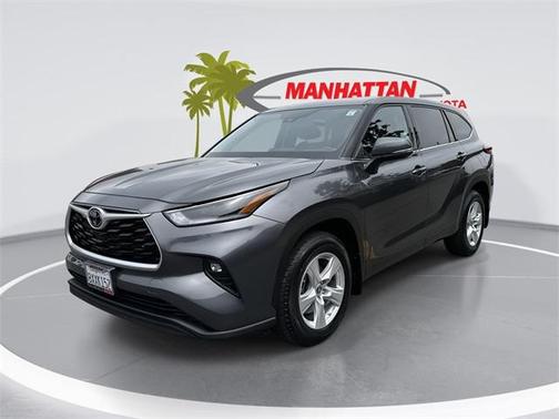 2021 Toyota Highlander LE
