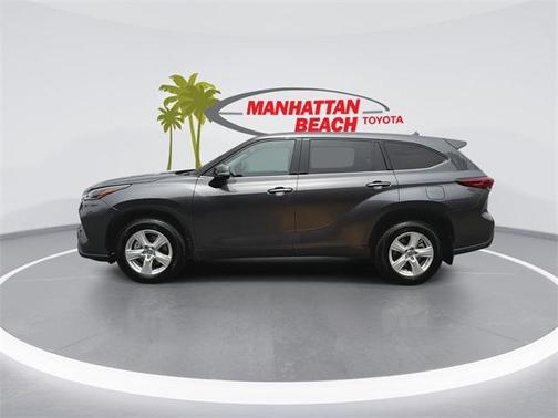 2021 Toyota Highlander LE