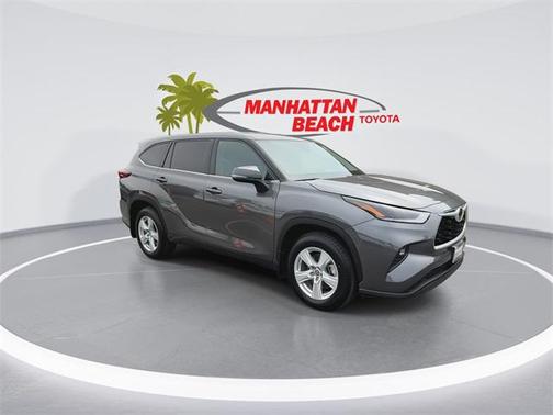 2021 Toyota Highlander LE