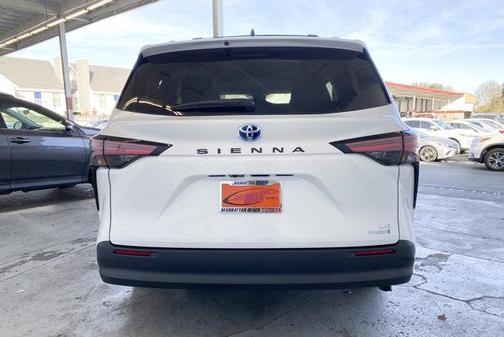 2026 Toyota Sienna LE