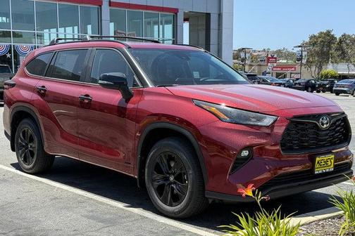 2025 Toyota Highlander Hybrid XLE