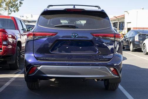 Blueprint 2026 Toyota Highlander Hybrid Limited
