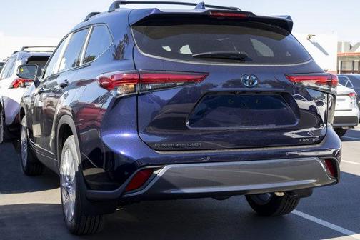 Blueprint 2026 Toyota Highlander Hybrid Limited