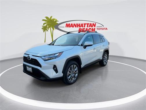 2023 Toyota RAV4 XLE Premium