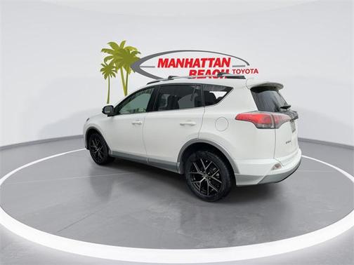 2016 Toyota RAV4 SE