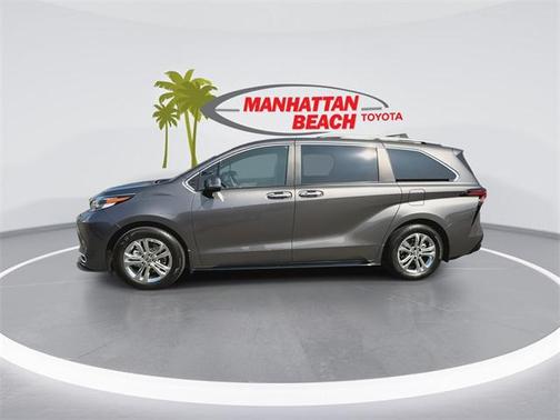 2023 Toyota Sienna Platinum 7 Passenger