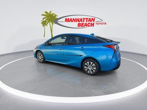 2020 Toyota Prius LE