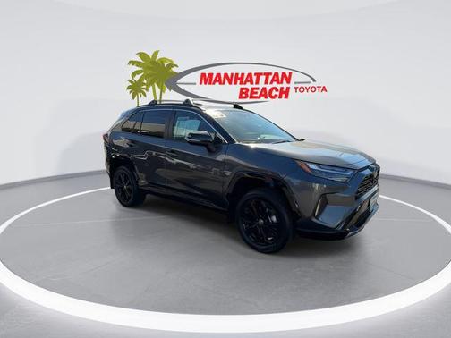 2023 Toyota RAV4 Hybrid SE