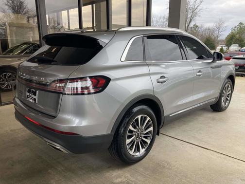 2021 Lincoln Nautilus STANDARD