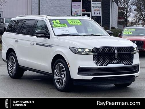 PRISTINE WHITE METALLIC 3C 2025 Lincoln Navigator RESERVE