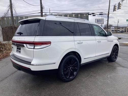 2022 Lincoln Navigator RESERVE