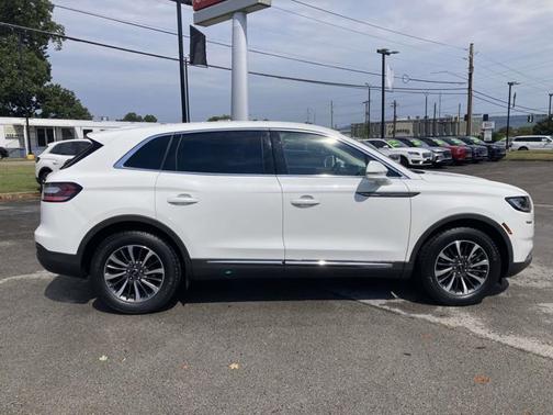 2022 Lincoln Nautilus STANDARD