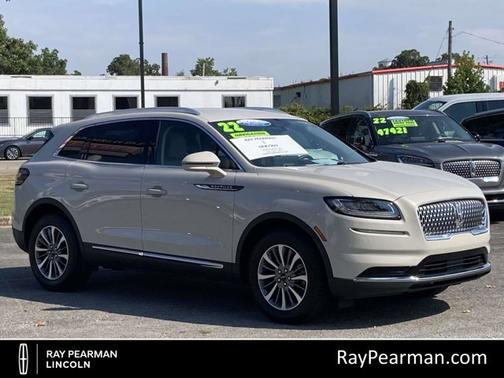 2022 Lincoln Nautilus STANDARD