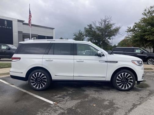 2023 Lincoln Navigator BLACK LABEL