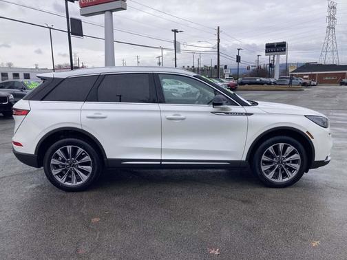 2022 Lincoln Corsair RESERVE