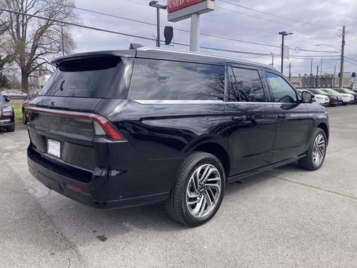 2025 Lincoln Navigator L RESERVE