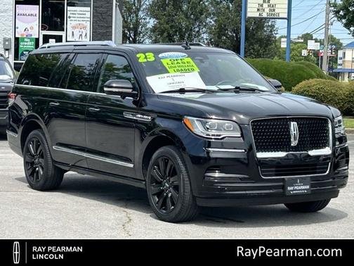 INFINITE BLACK 2023 Lincoln Navigator L RESERVE