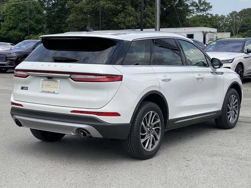 2022 Lincoln Corsair STANDARD