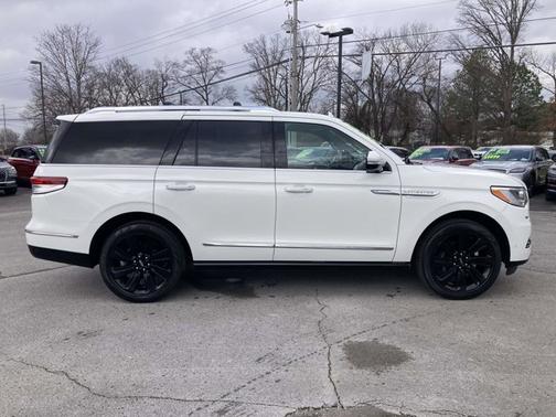 2022 Lincoln Navigator RESERVE