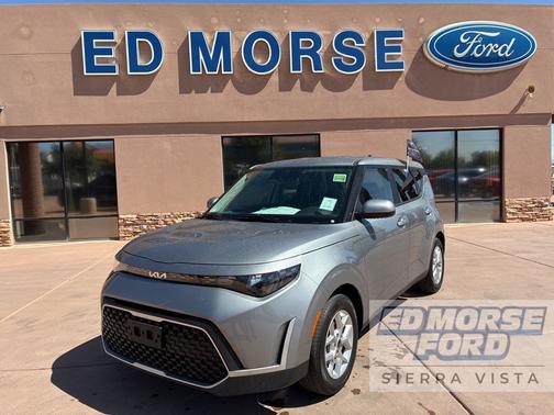 Gray 2025 Kia Soul LX
