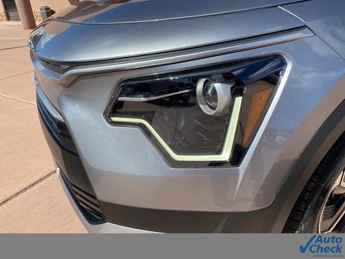2023 Kia Niro EX