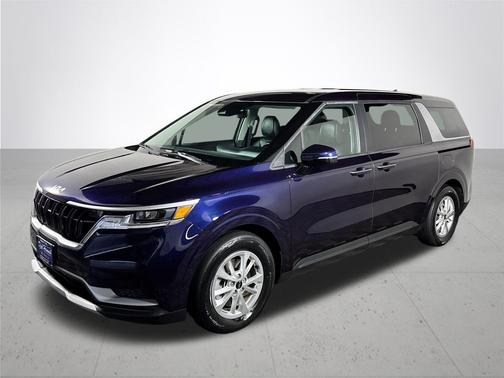2022 Kia Carnival LXS