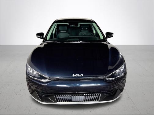 Gravity Blue 2024 Kia EV6 Light