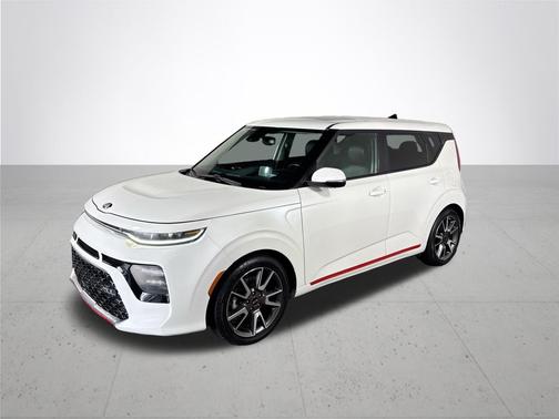 Snow White Pearl 2021 Kia Soul Turbo