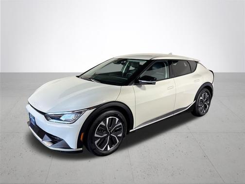 Glacier 2024 Kia EV6 Light