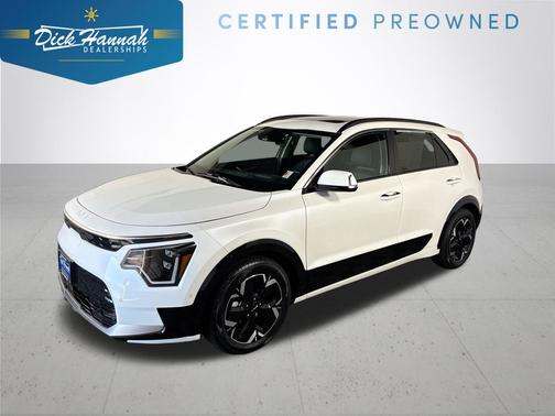 Snow White Pearl 2023 Kia Niro EV Wave