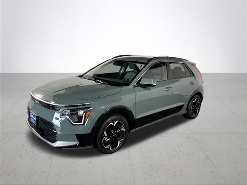 Green 2023 Kia Niro EV Wind