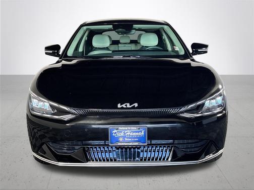 2022 Kia EV6 Wind