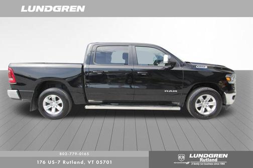 Diamond Black Crystal Pearlcoat 2023 RAM 1500 Laramie