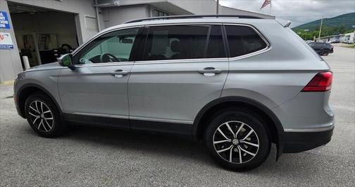 Silver Metallic 2021 Volkswagen Tiguan 2.0T SE 4MOTION