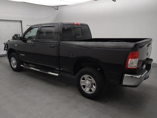Diamond Black Crystal Pearlcoat 2020 RAM 2500 Tradesman Crew Cab 4x4 6'4' Box